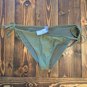 🌴sold on Ⓜ️🌴 Olive aerie bikini bottom